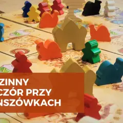 Kolorowe pionki na planszy, idealne na rodzinny wieczór przy planszówkach.