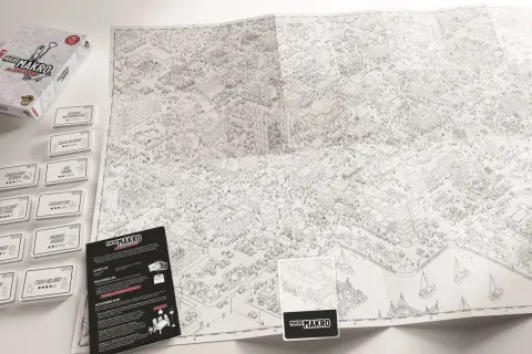 Gra Mikro Makro: plansza z miastem, karty z zadaniami i pudełko. Szukaj szczegółów na mapie!