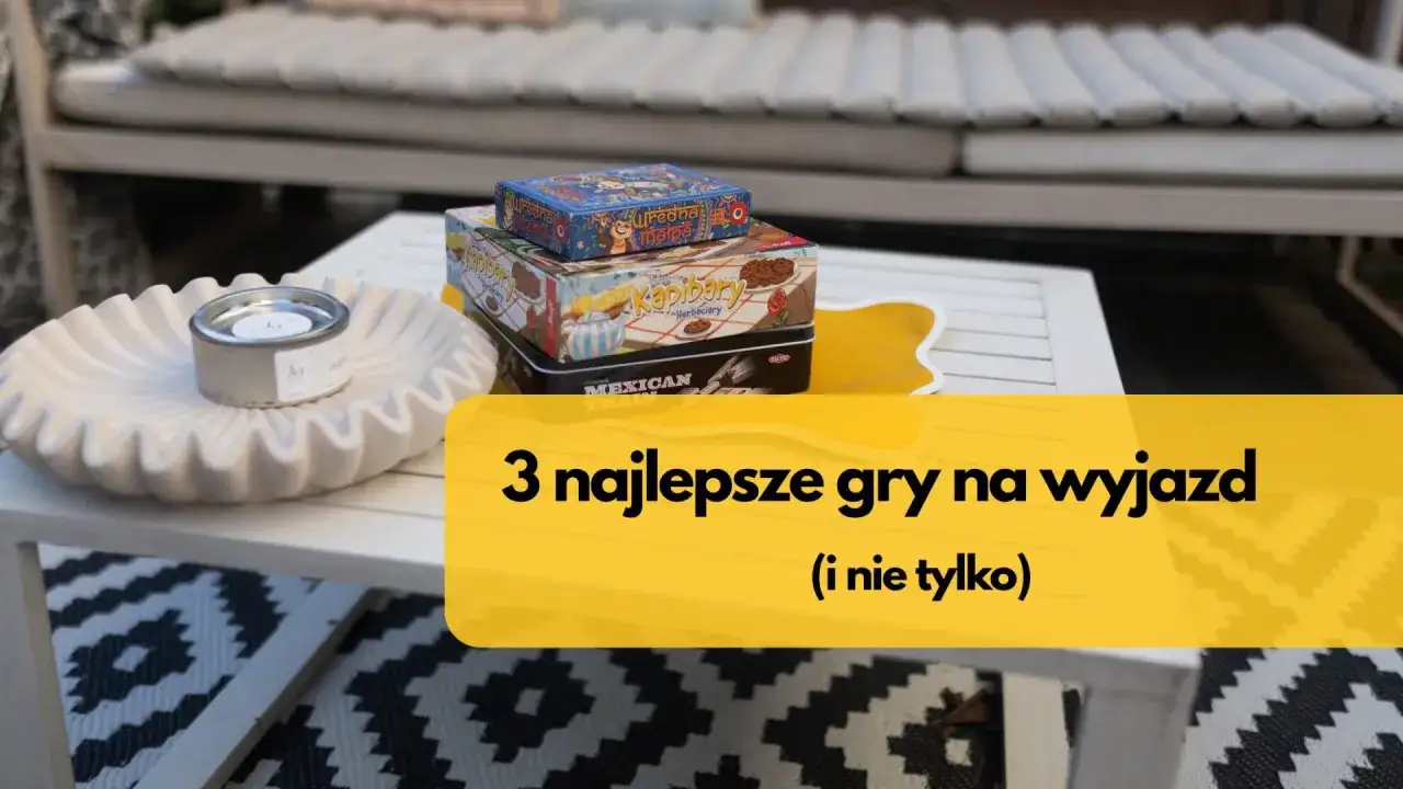 Trzy pudełka z grami: